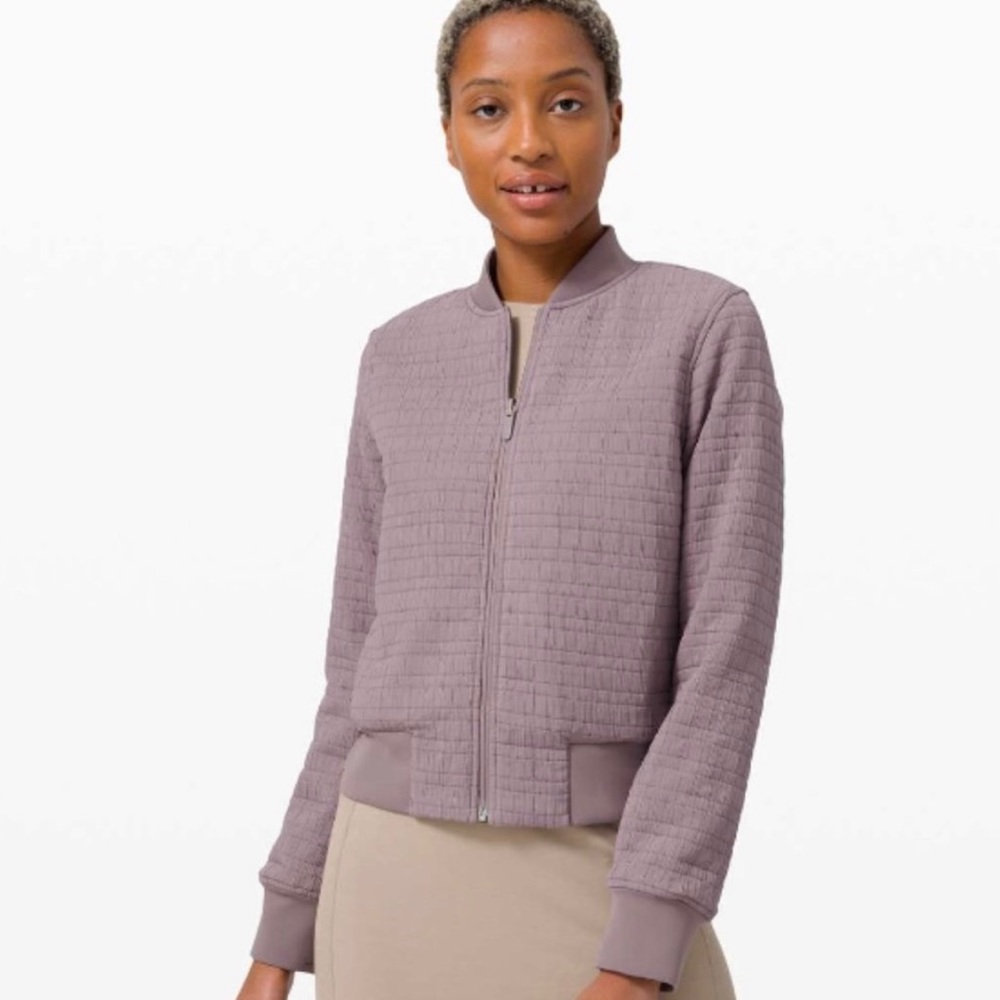 ✨Lululemon Athletica Serene Travels Reversible Bomber Jacket Size 12 - Picture 6 of 13